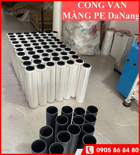 Màng PE Quấn Hàng Lõi Nhựa